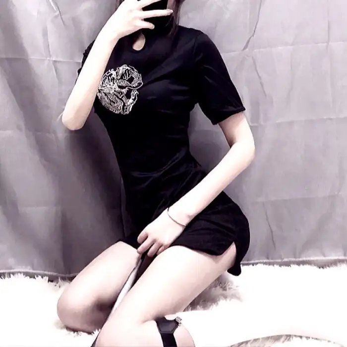 天颤地惧,两眼非兄